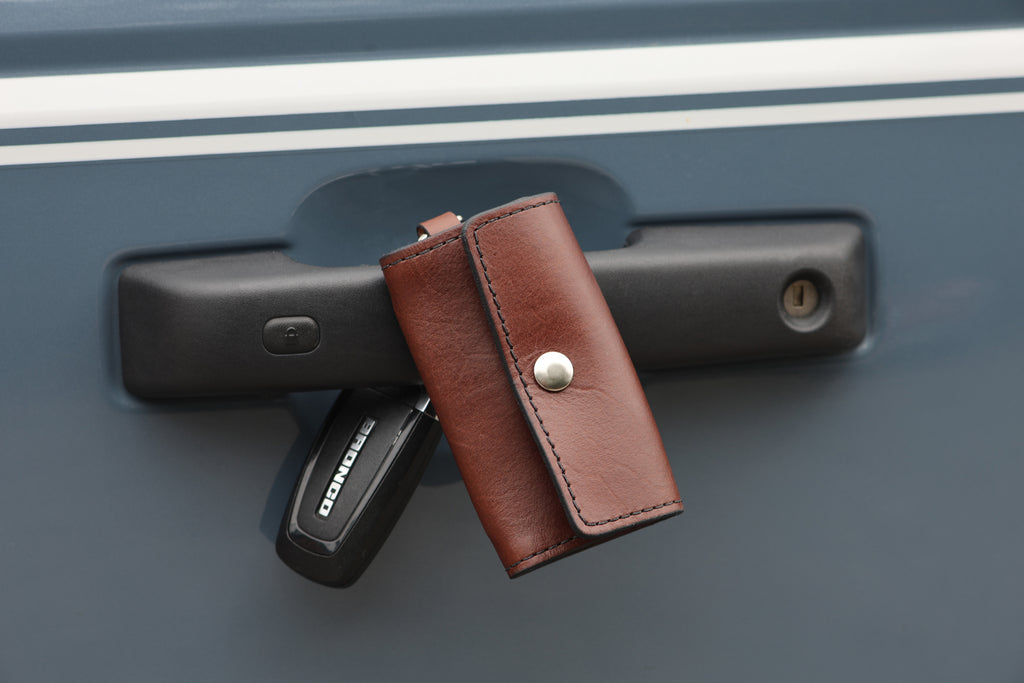 The Fort Wayne trifold key wallet — August workshop shoot