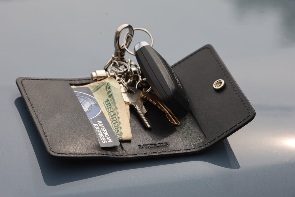 The Fort Wayne trifold key wallet — August workshop shoot
