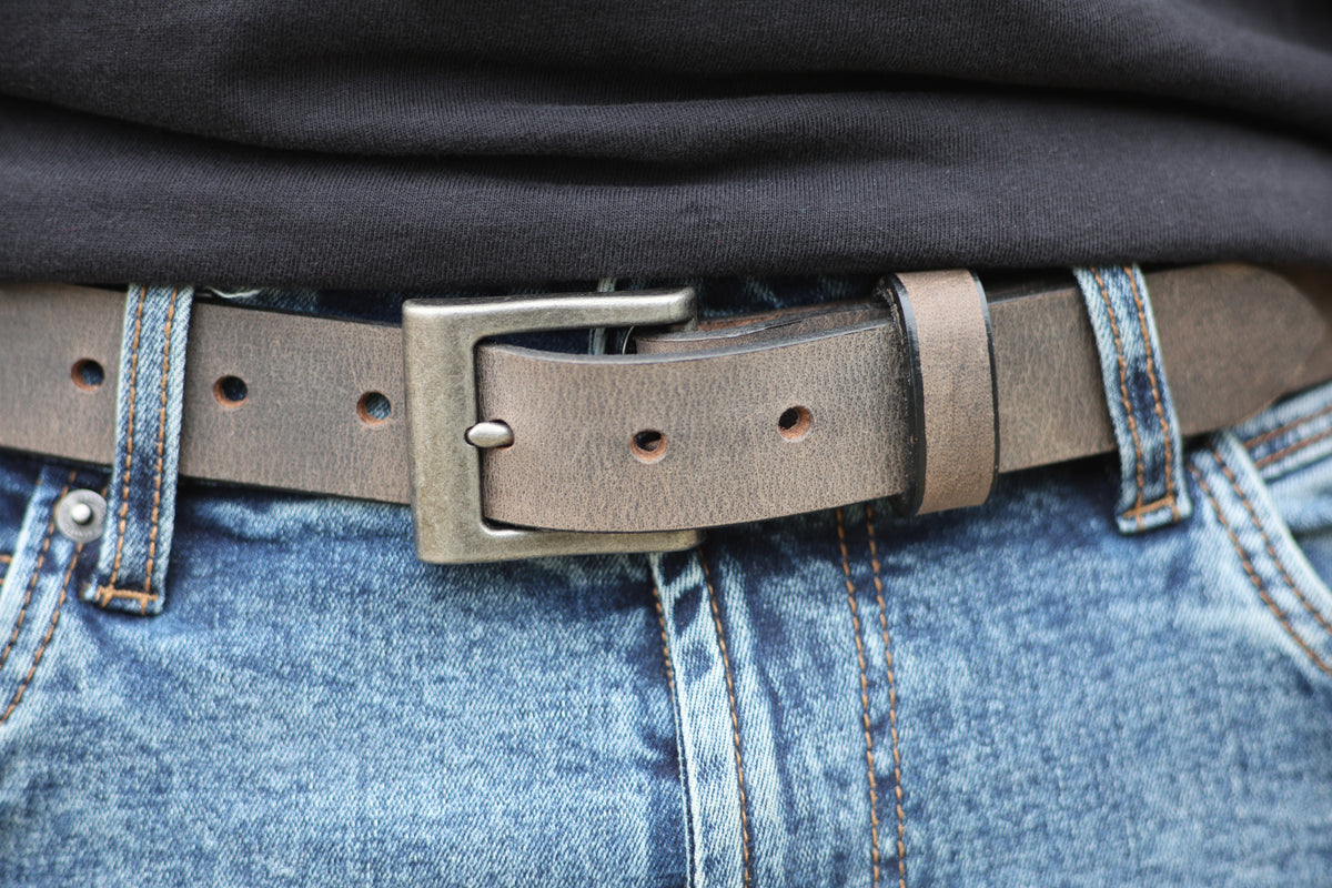 The Guardian 1.25 inch leather belt, August workshop shoot
