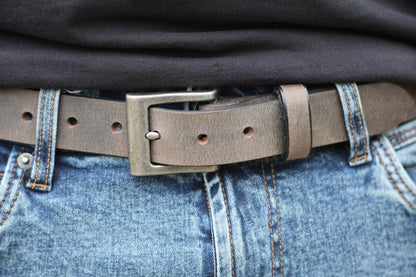 The Guardian 1.25 inch leather belt, August workshop shoot